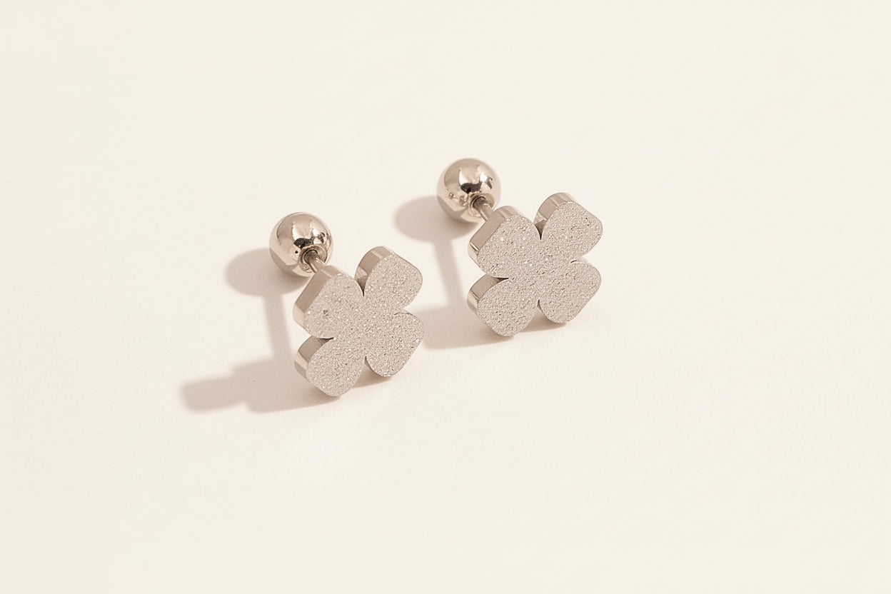 Clover Ball Back Studs