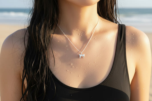 Bow Necklace