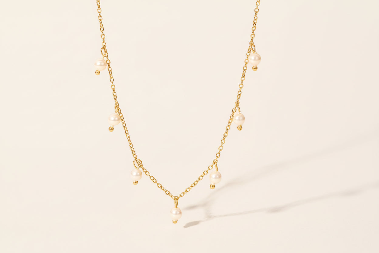 Pearl Dangle Necklace