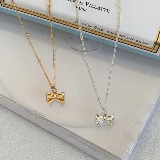 Bow Necklace