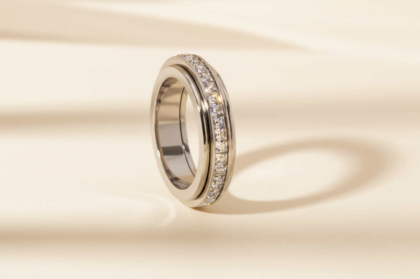 Revolve Ring
