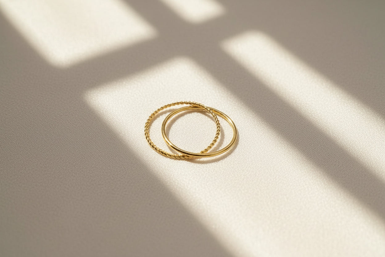 Criss-Cross Ring