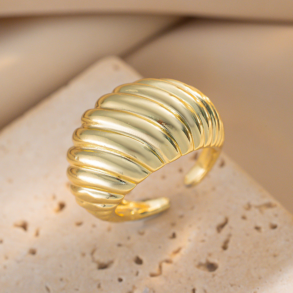 Croissant Ring