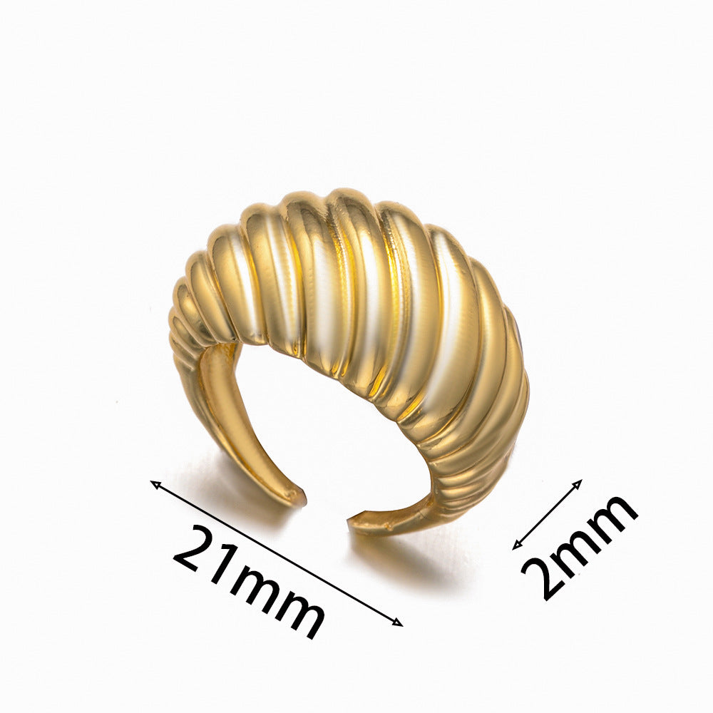 Croissant Ring