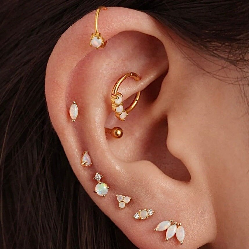 Flat back stud