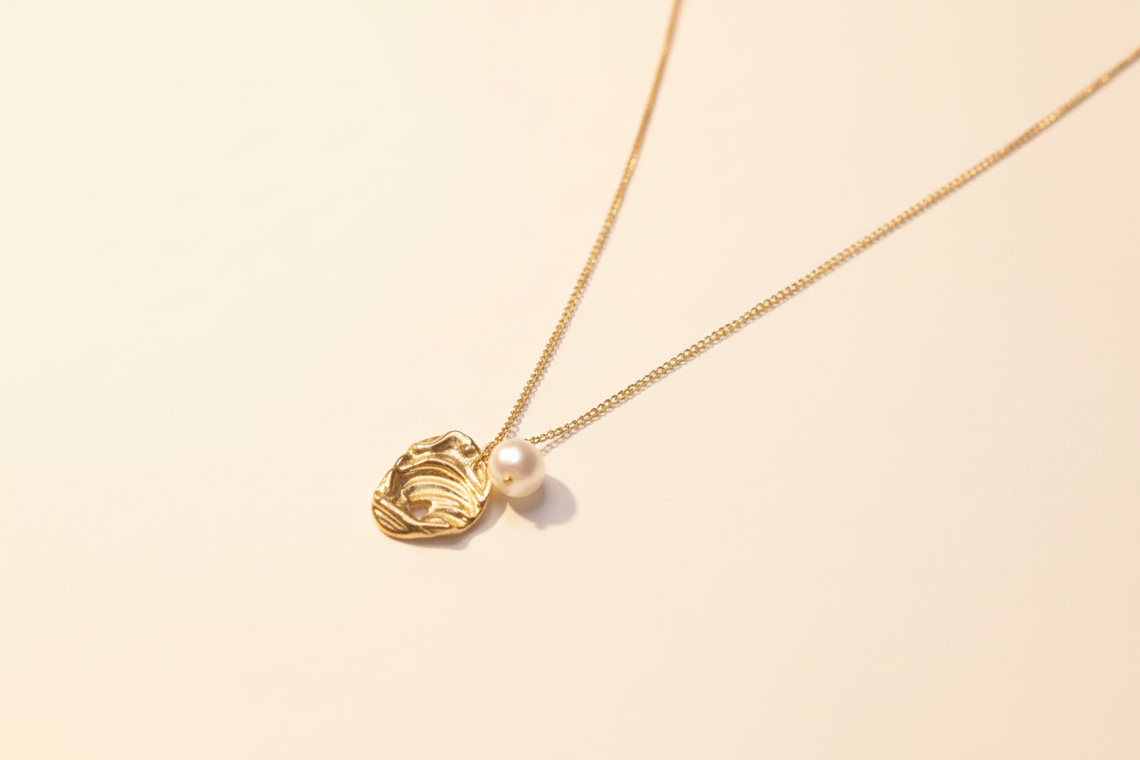 Fresh Water Pearl Meterorite Necklace
