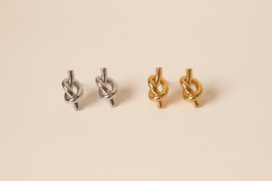 Knot Stud