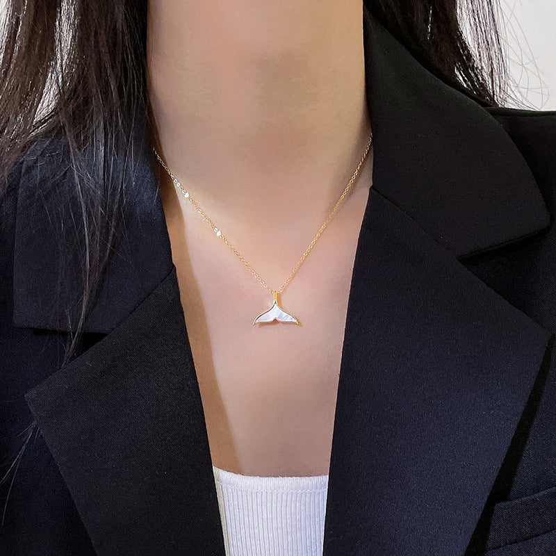 Whale Tail Shell Necklace