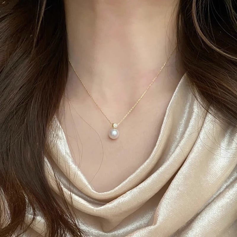 Pearl Pendant Necklace