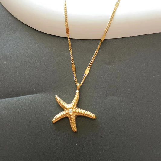 Starfish Pendant Necklace