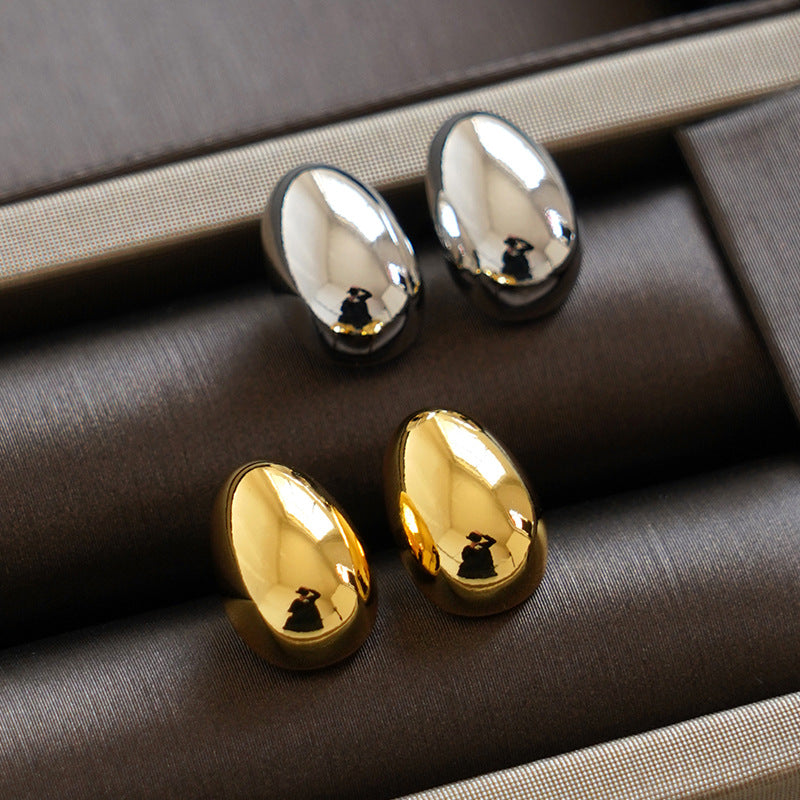 Bean Stud Earring