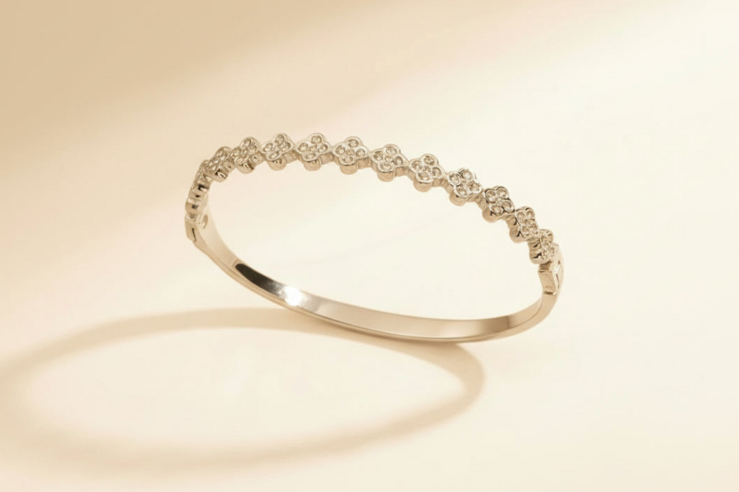 Clover Rhinestone Bangle