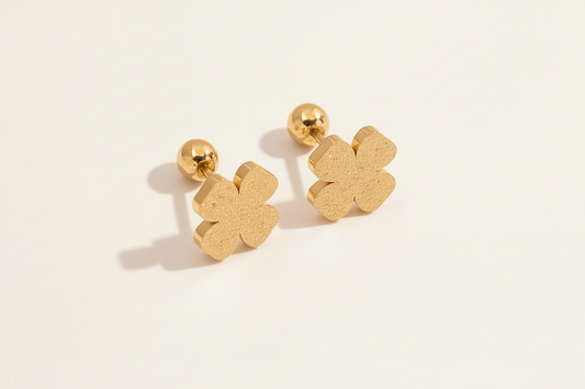 Clover Ball Back Studs