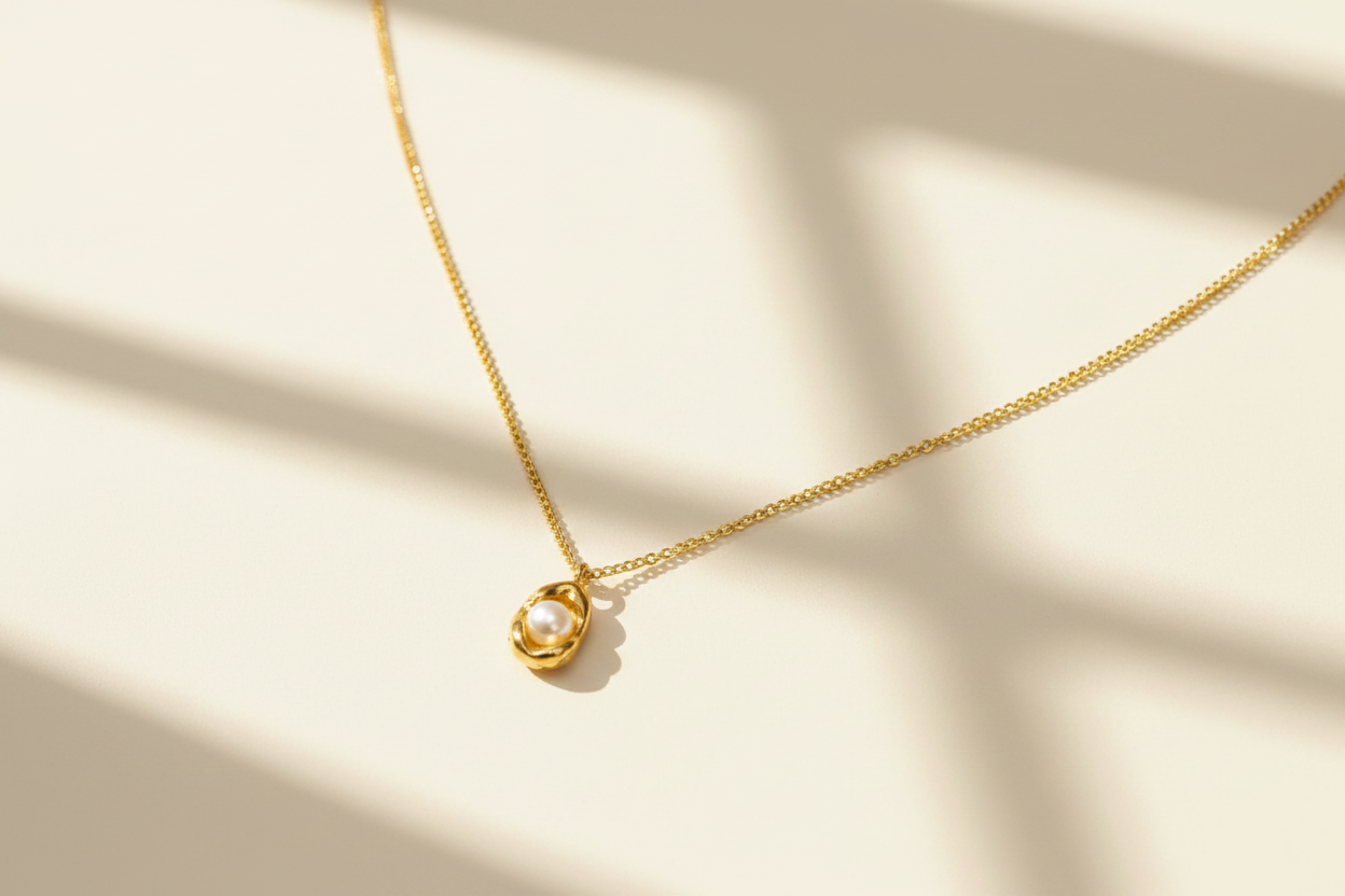 Cove Necklace