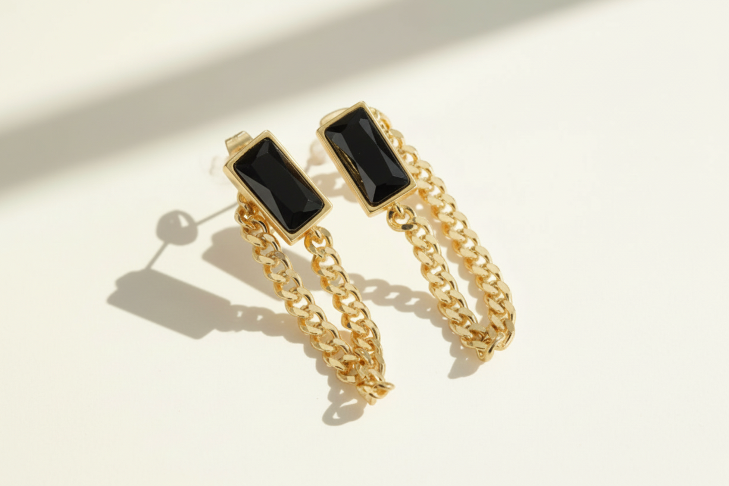 Dangle Chain Stud