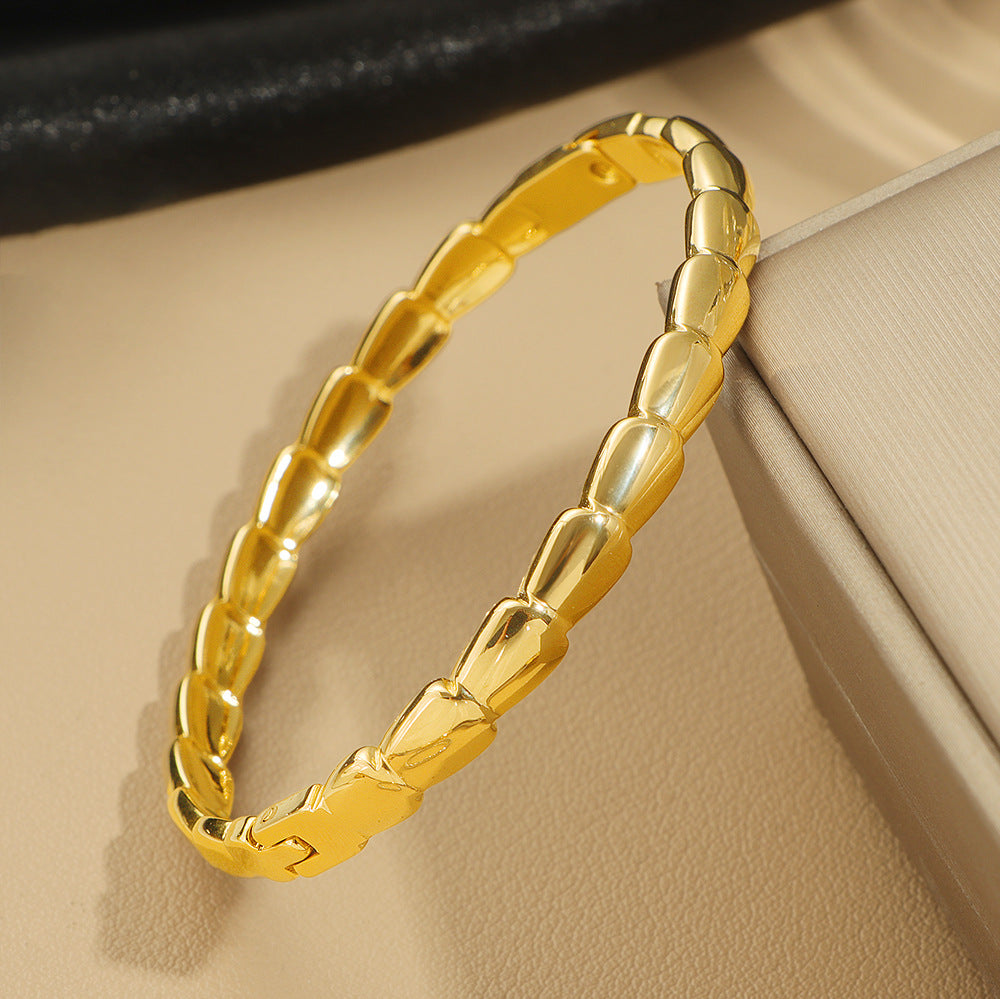 Serpentis Bangle