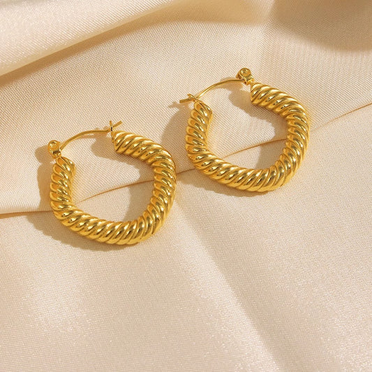 Textured Geometric Hoop