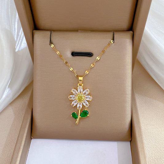 Daisy Crystal Necklace