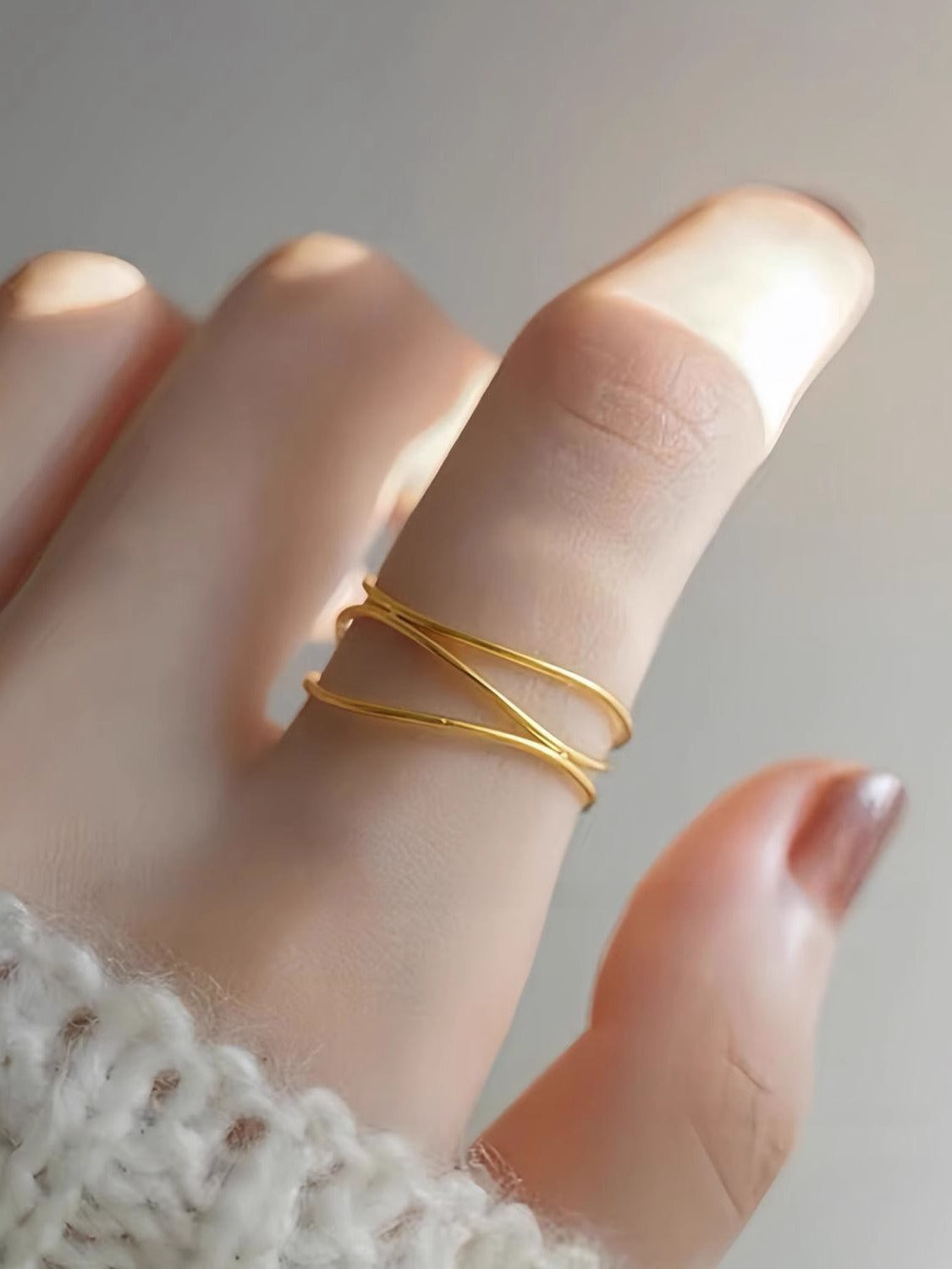 Intertwined Ring