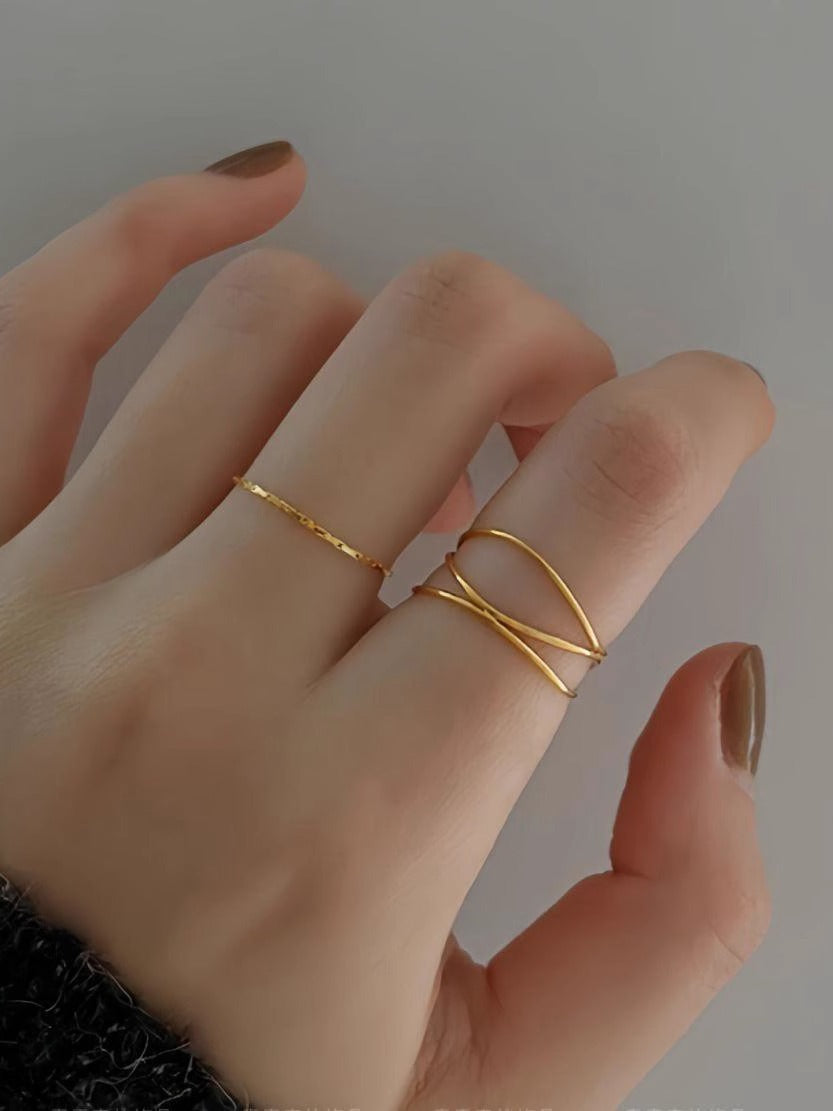 Intertwined Ring